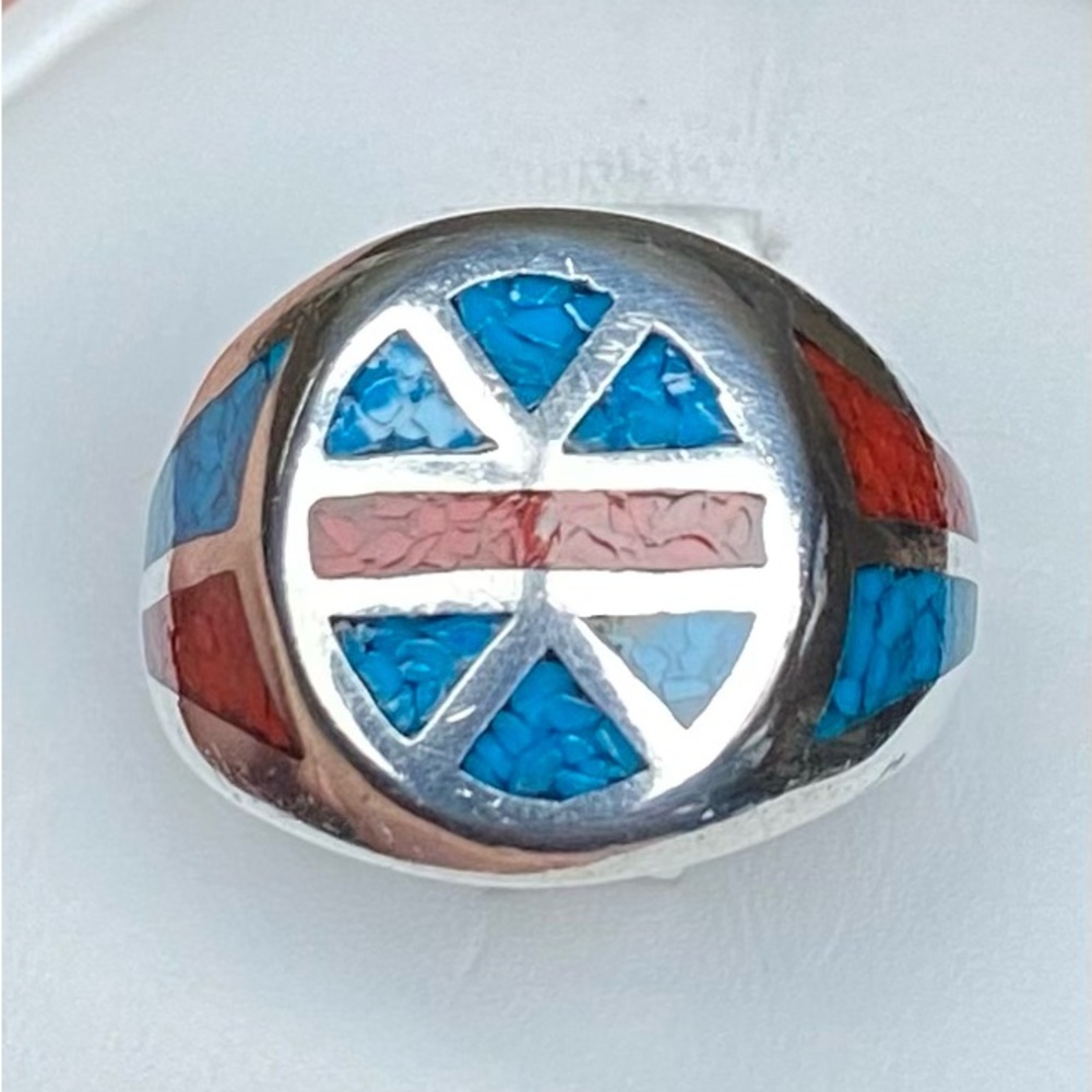 STERLING SILVER RING WITH CRUSHED TURQUOISE AND CORAL